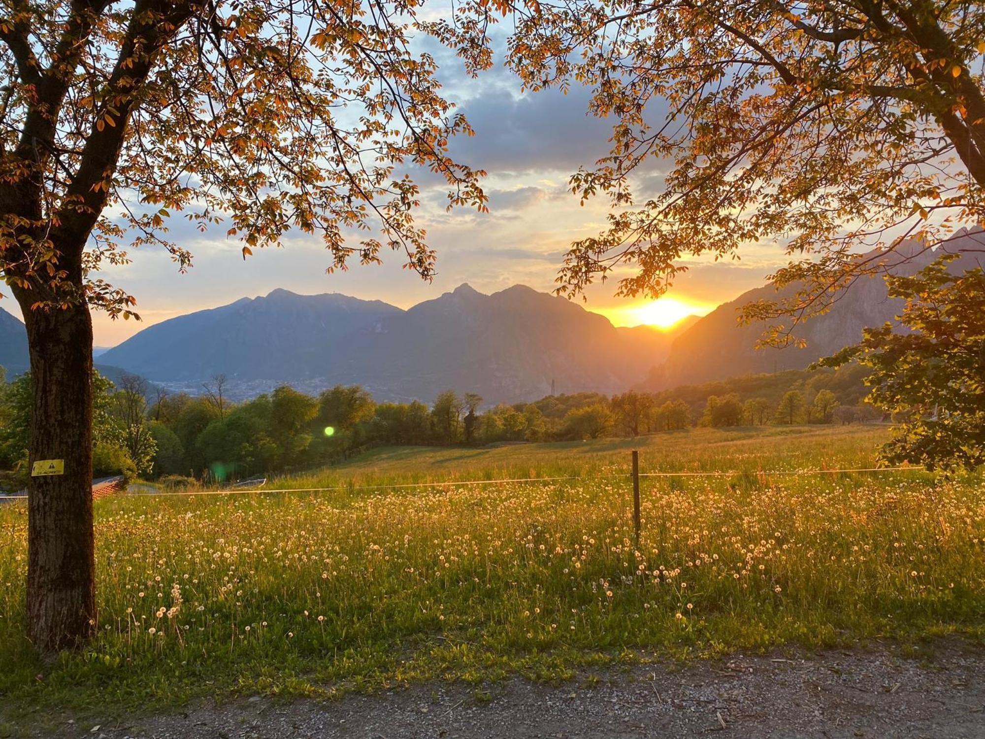 Agriturismo Deviscio Лекко Экстерьер фото
